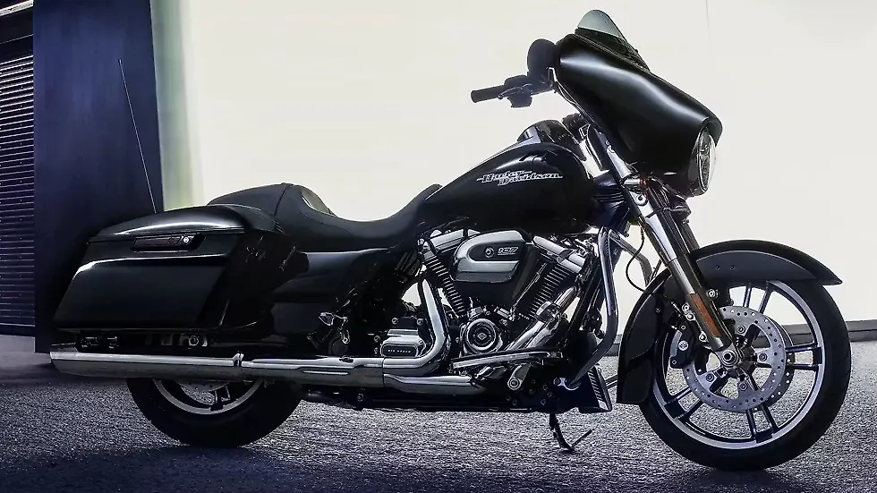 Harley-Davidson recalls motorcycles in US due to faults in oil line Harley-Davidson recalls motorcycles in US due to faults in oil line