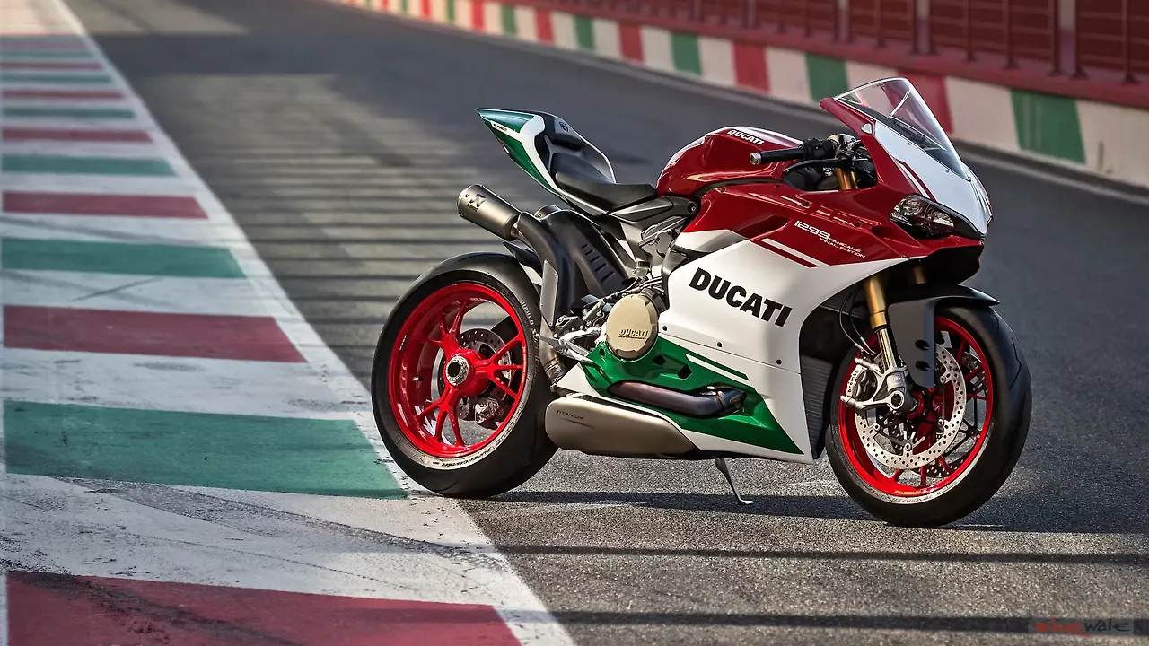 Ducati 1299 Panigale R Final Edition revealed Ducati 1299 Panigale R Final Edition revealed