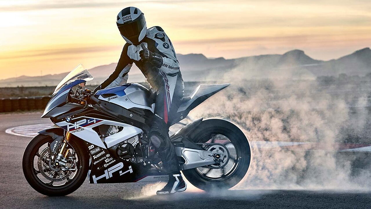 Moto bmw deals hp4 race