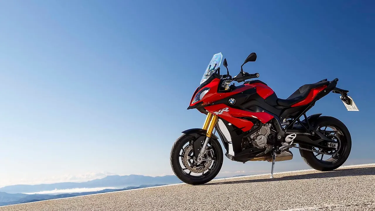 BMW Motorrad recalls close to 30,000 bikes in US BMW Motorrad recalls close to 30,000 bikes in US