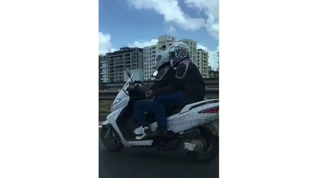 Benelli 250cc Zafferano spotted again - BikeWale