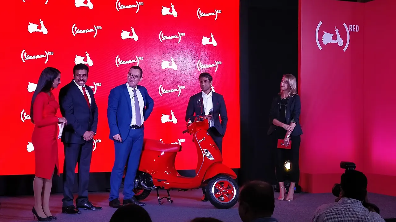 Vespa RED launched at Rs 87,099 - BikeWale