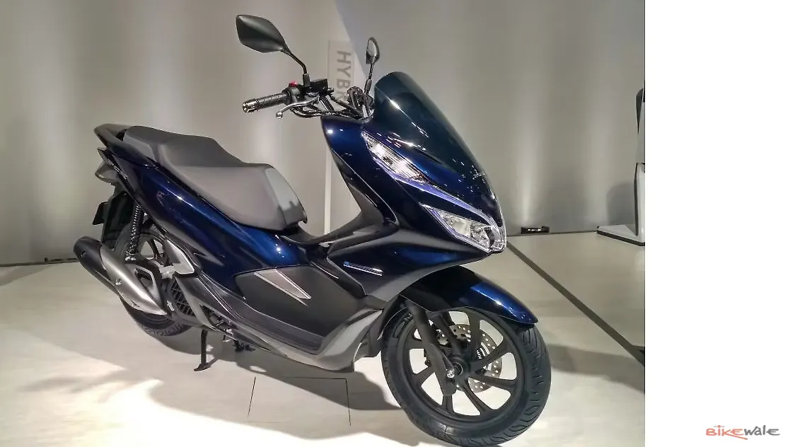 Honda PCX Hybrid and PCX Electric photo gallery BikeWale