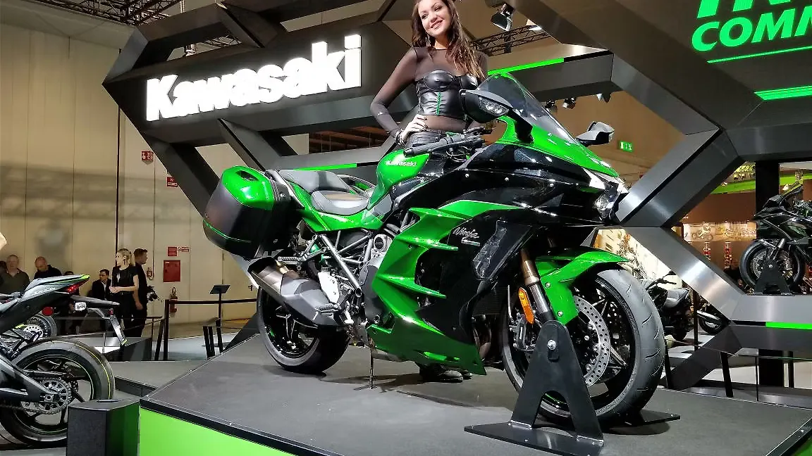 エニティh-2 EICMA 2017: Kawasaki reveals the Ninja H2 SX - BikeWale