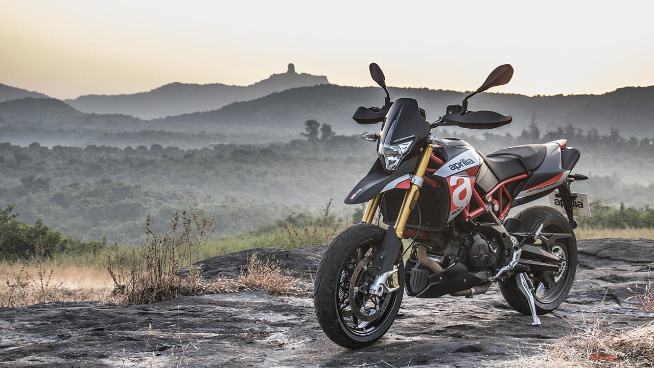 5 things our review revealed about the Aprilia Dorsoduro 900