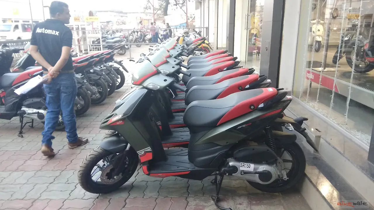 Aprilia SR150 gets a new colour Aprilia SR150 gets a new colour