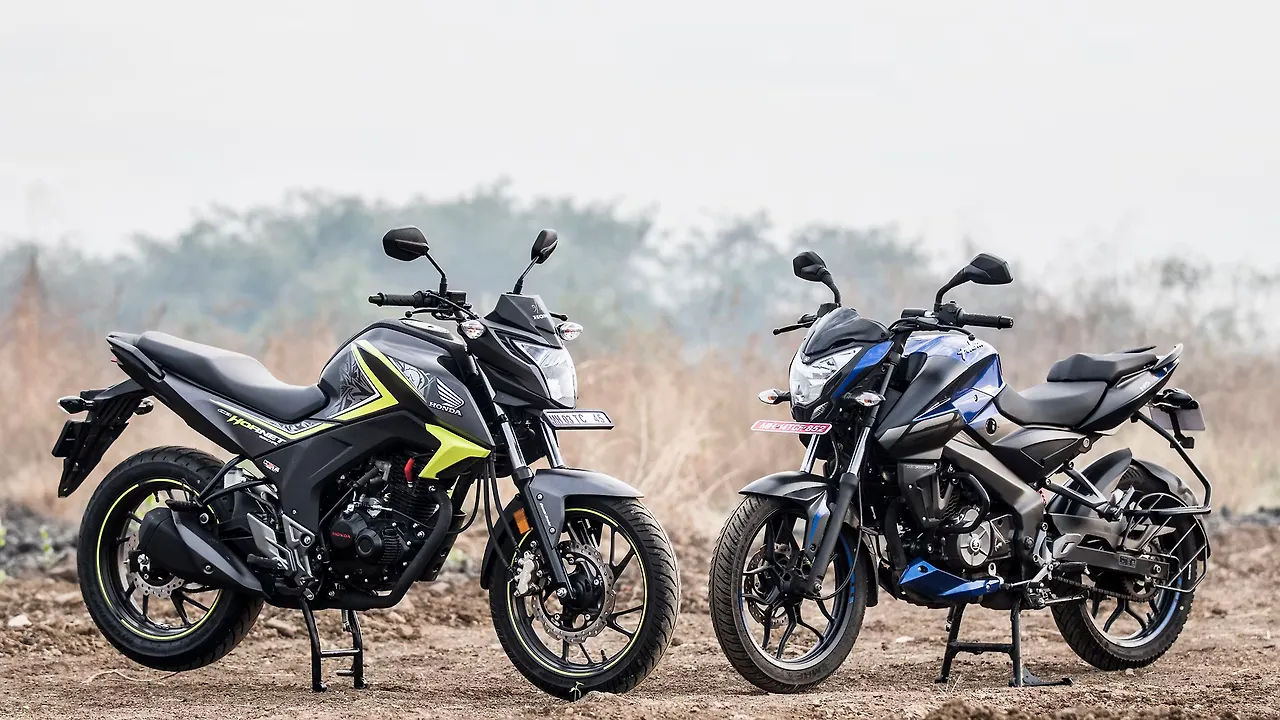 Honda Cb Hornet 160r Vs Bajaj Pulsar Ns160 Comparison Test Bikewale Honda Cb Hornet 160r Vs Bajaj Pulsar Ns160 Comparison Test Bikewale