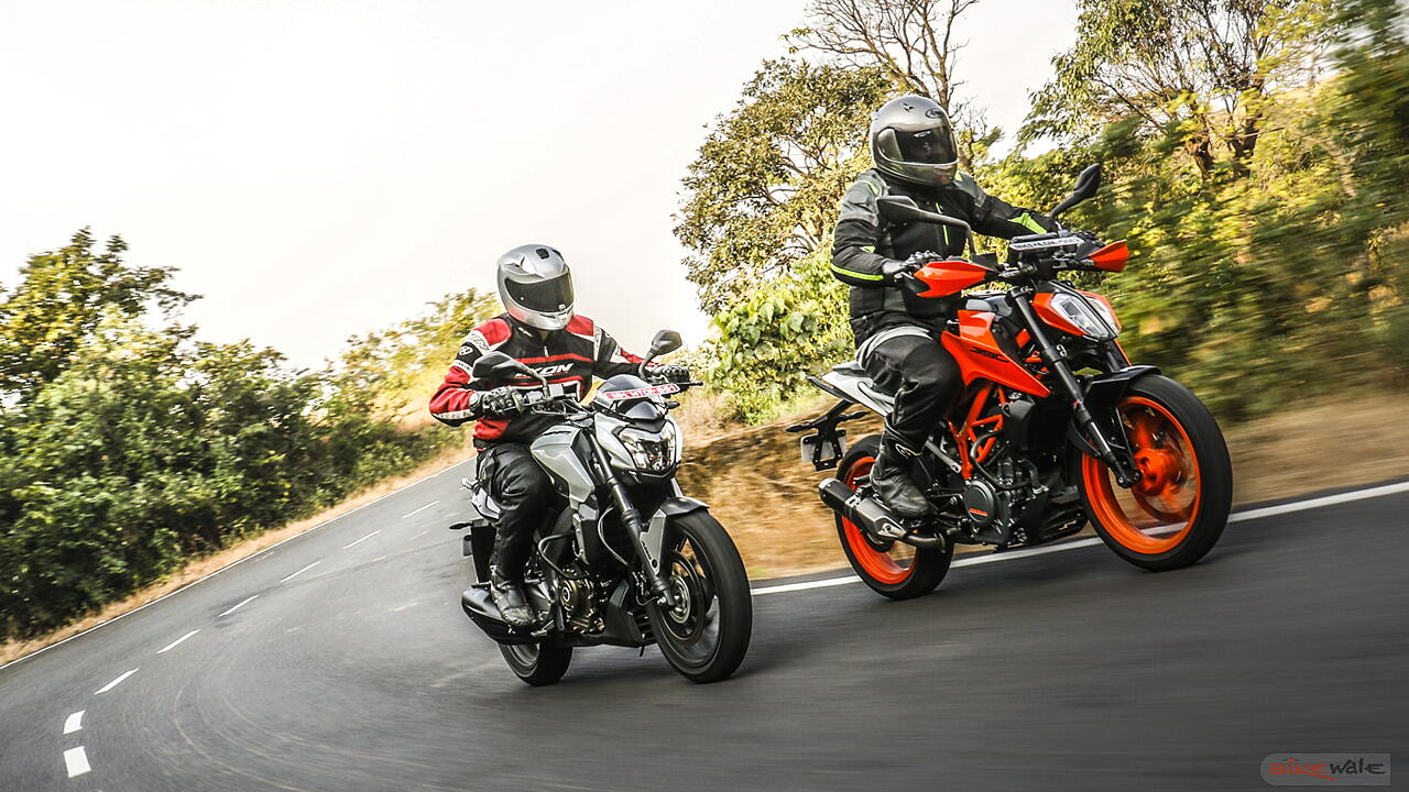 2017 KTM Duke 390 vs Bajaj Dominar 400: Comparison Test Review - BikeWale