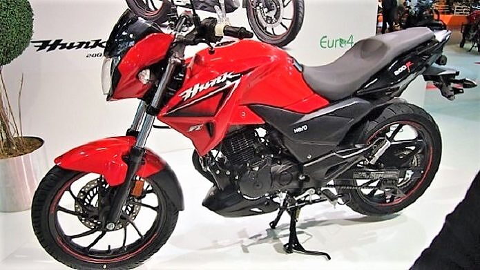 hero hunk 200r price