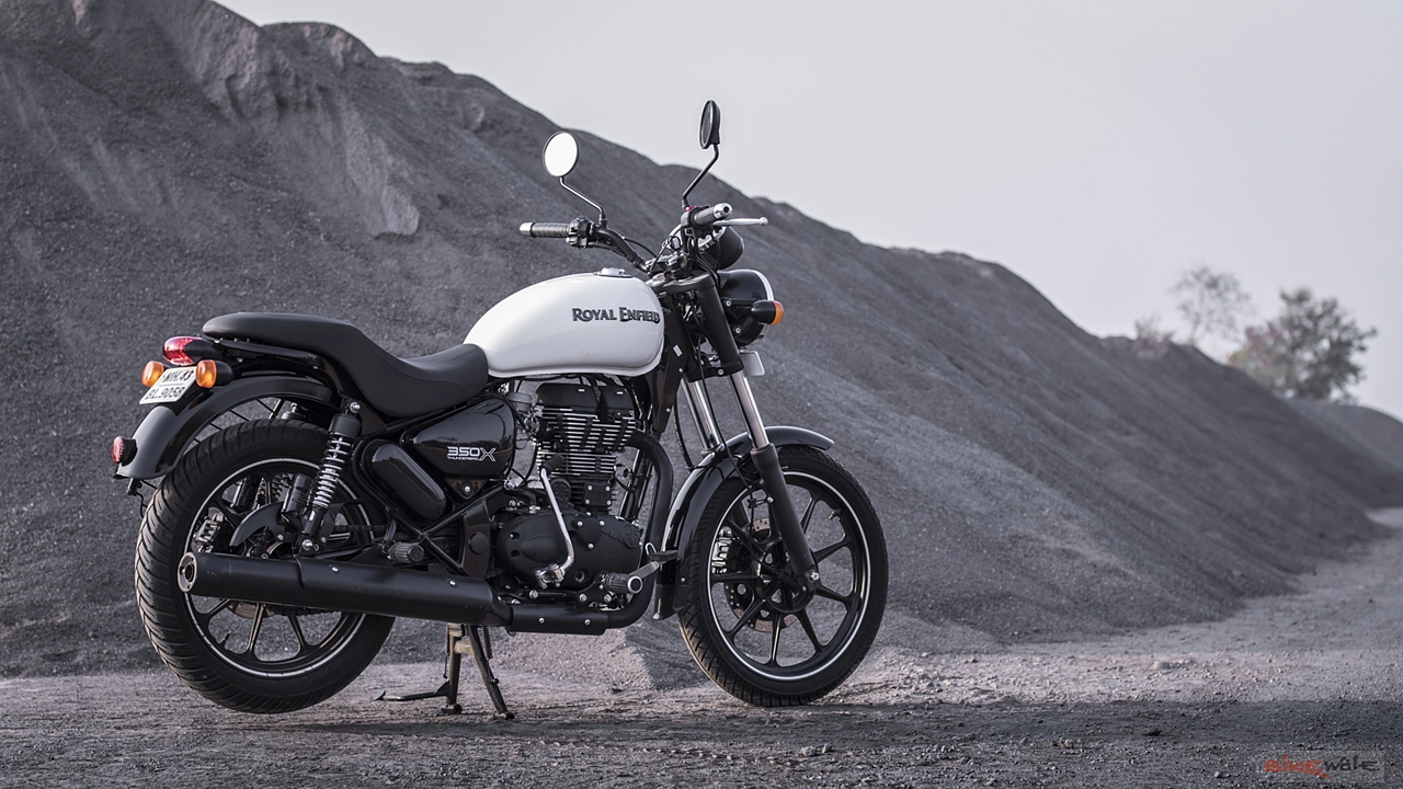 Images of Royal Enfield Thunderbird 350X | Photos of Thunderbird 350X - BikeWale Images of Royal Enfield Thunderbird 350X | Photos of Thunderbird 350X - BikeWale
