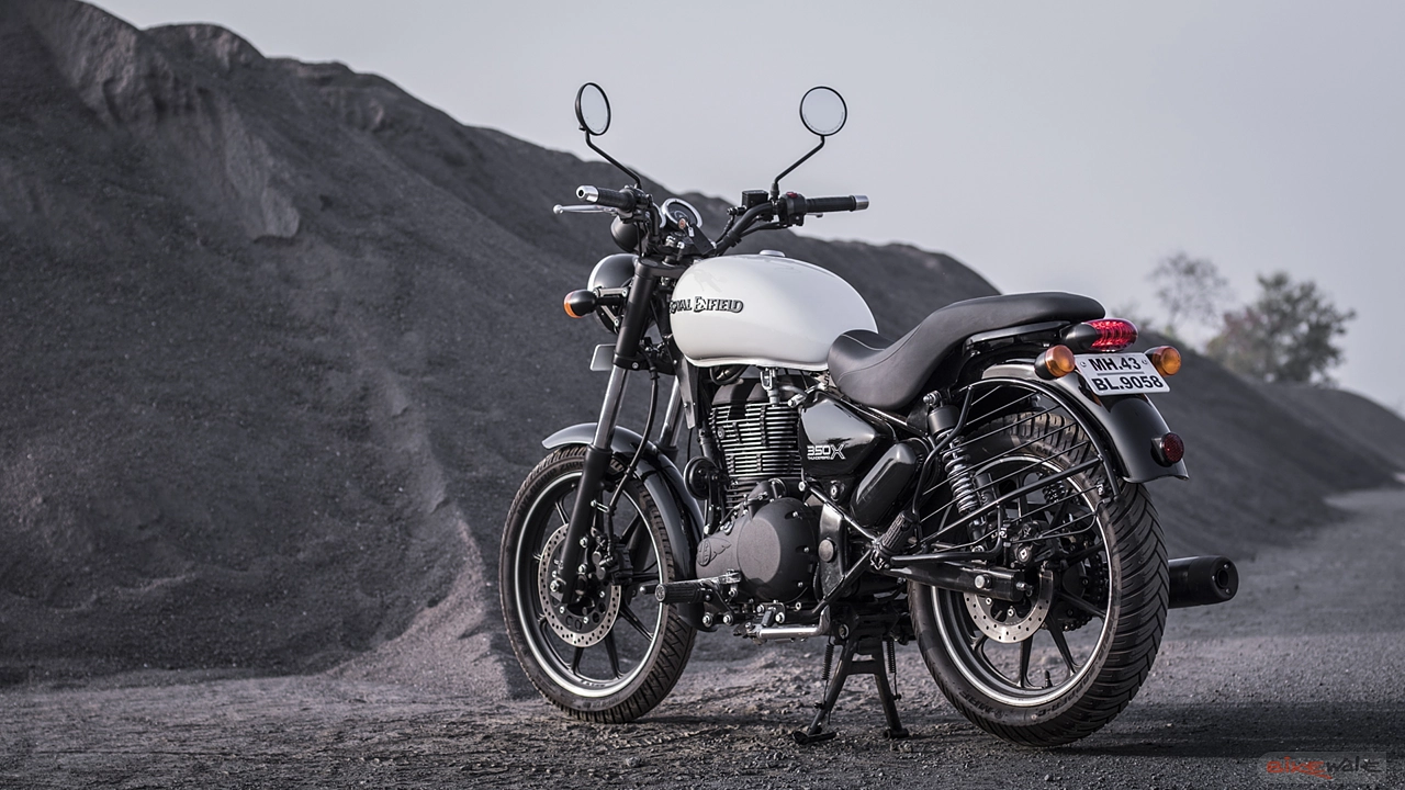 Images of Royal Enfield Thunderbird 350X | Photos of Thunderbird 350X - BikeWale Images of Royal Enfield Thunderbird 350X | Photos of Thunderbird 350X - BikeWale