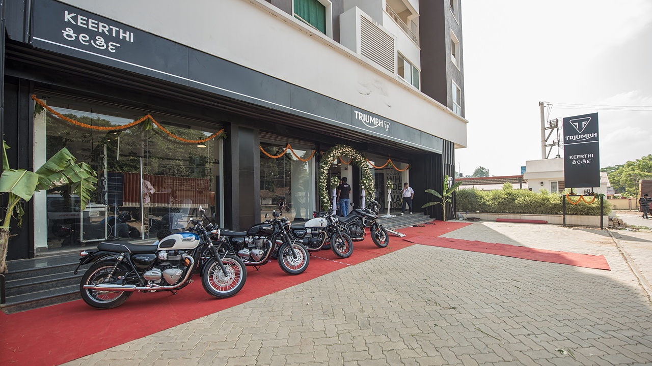 Triumph opens new dealership in Mangalore - BikeWale