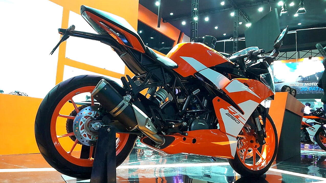 Ktm Unveils Rc 250 Special Edition In Indonesia Bikewale
