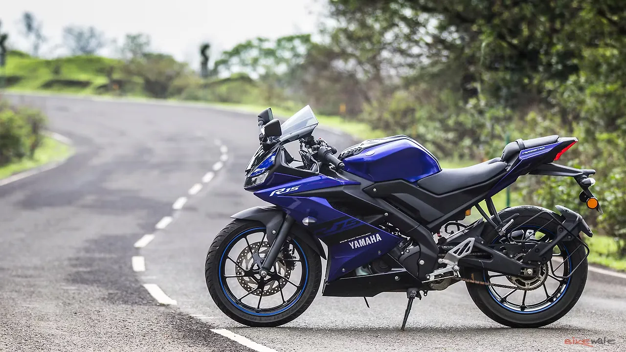 images of yamaha yzf r15 v3 photos of yamaha yzf r15 v3 bikewale