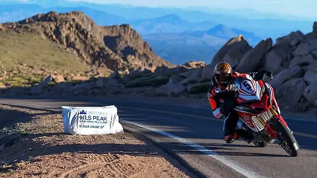 2018 Pikes Peak Hill Climb Ducati Conquers The Race To Clouds 2018 Pikes Peak Hill Climb Ducati Conquers The Race To Clouds
