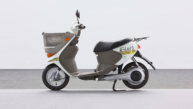 Suzuki new deals moped 2020