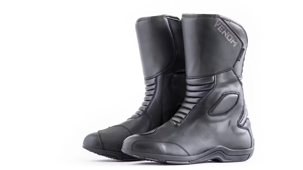 Venom Traction Long Touring Boots Review – Introduction - BikeWale