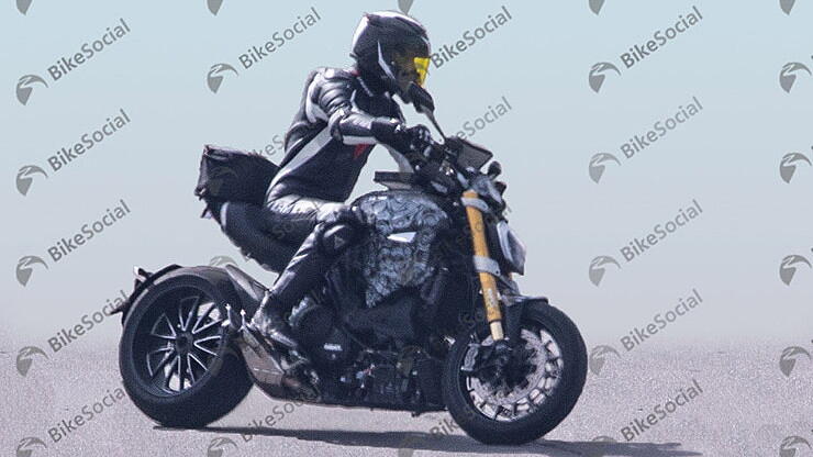 2019 Ducati Diavel spotted testing