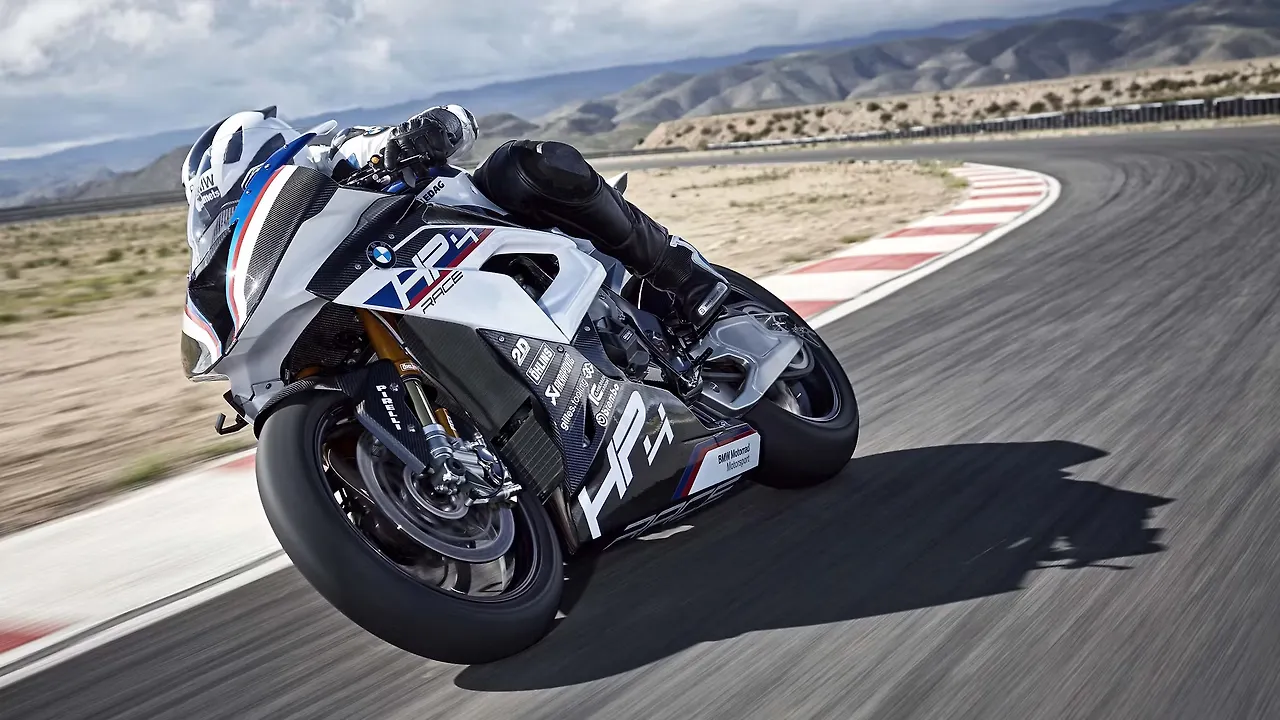 18 Bmw Hp4 Race Photo Gallery Bikewale 18 Bmw Hp4 Race Photo Gallery Bikewale
