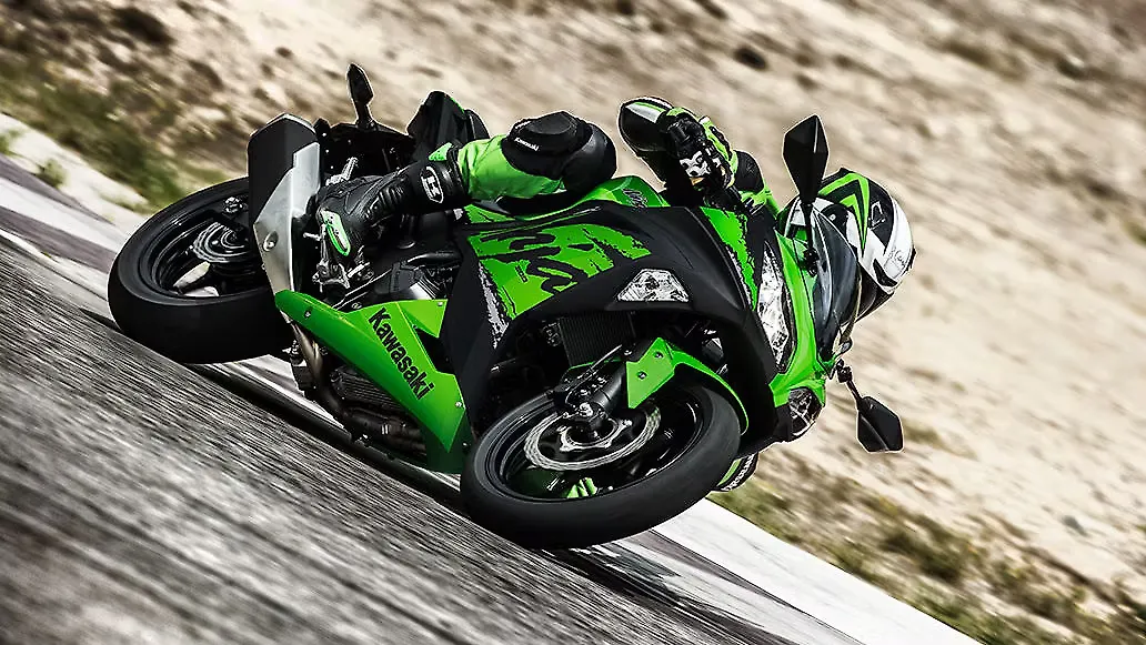 2018 Kawasaki Ninja 300 Abs Photo Gallery Bikewale