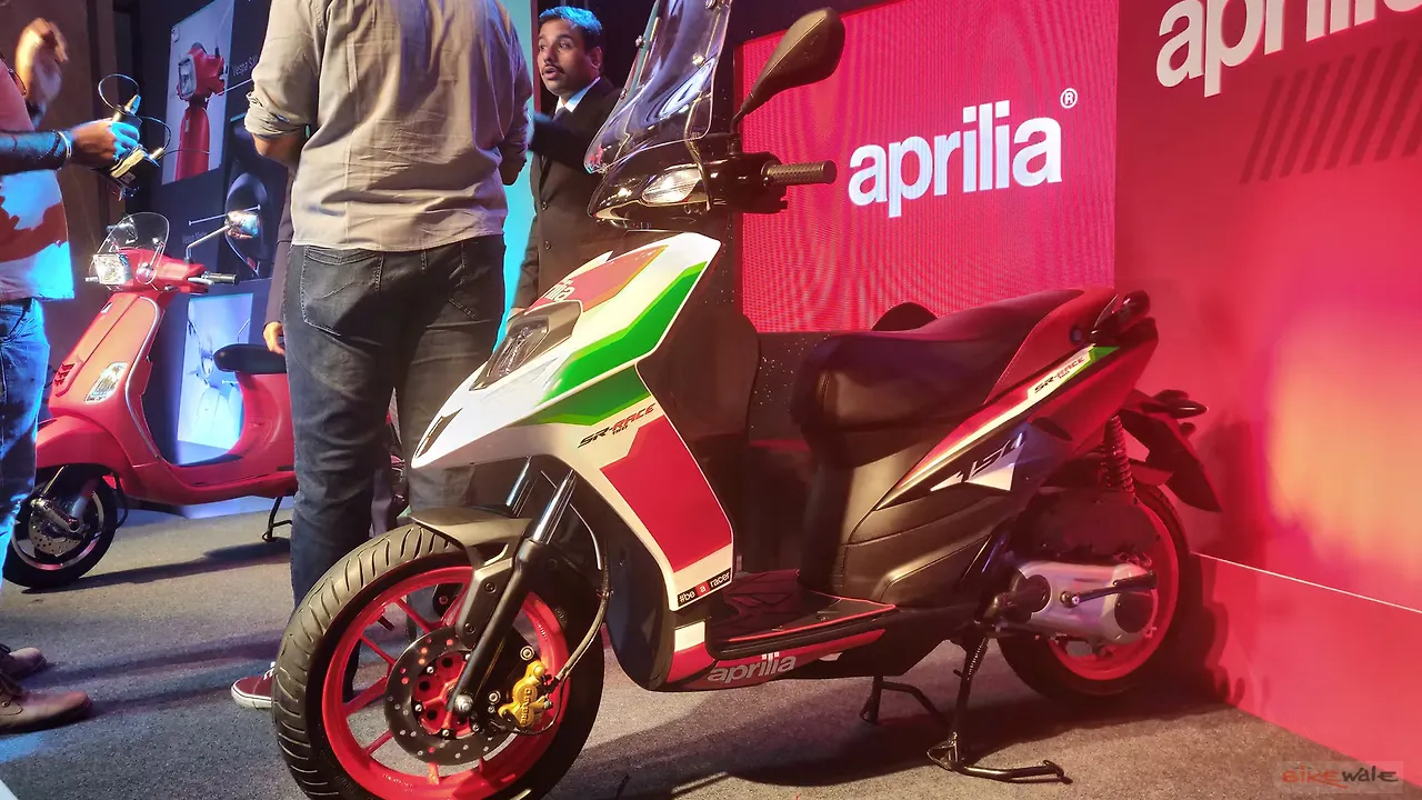 Aprilia SR150 Sibling Rivalry Aprilia SR150 Sibling Rivalry