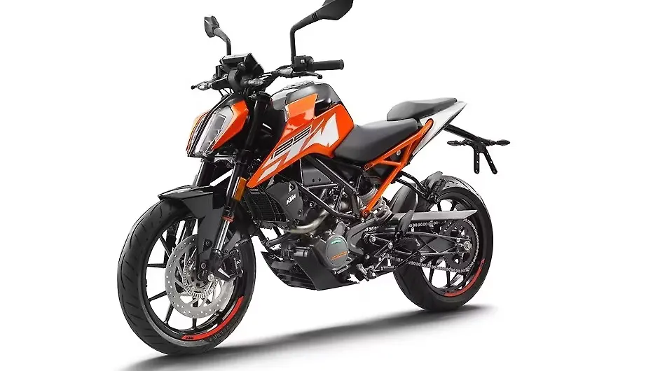 ② KTM 125 Duke Photo Gallery - BikeWale