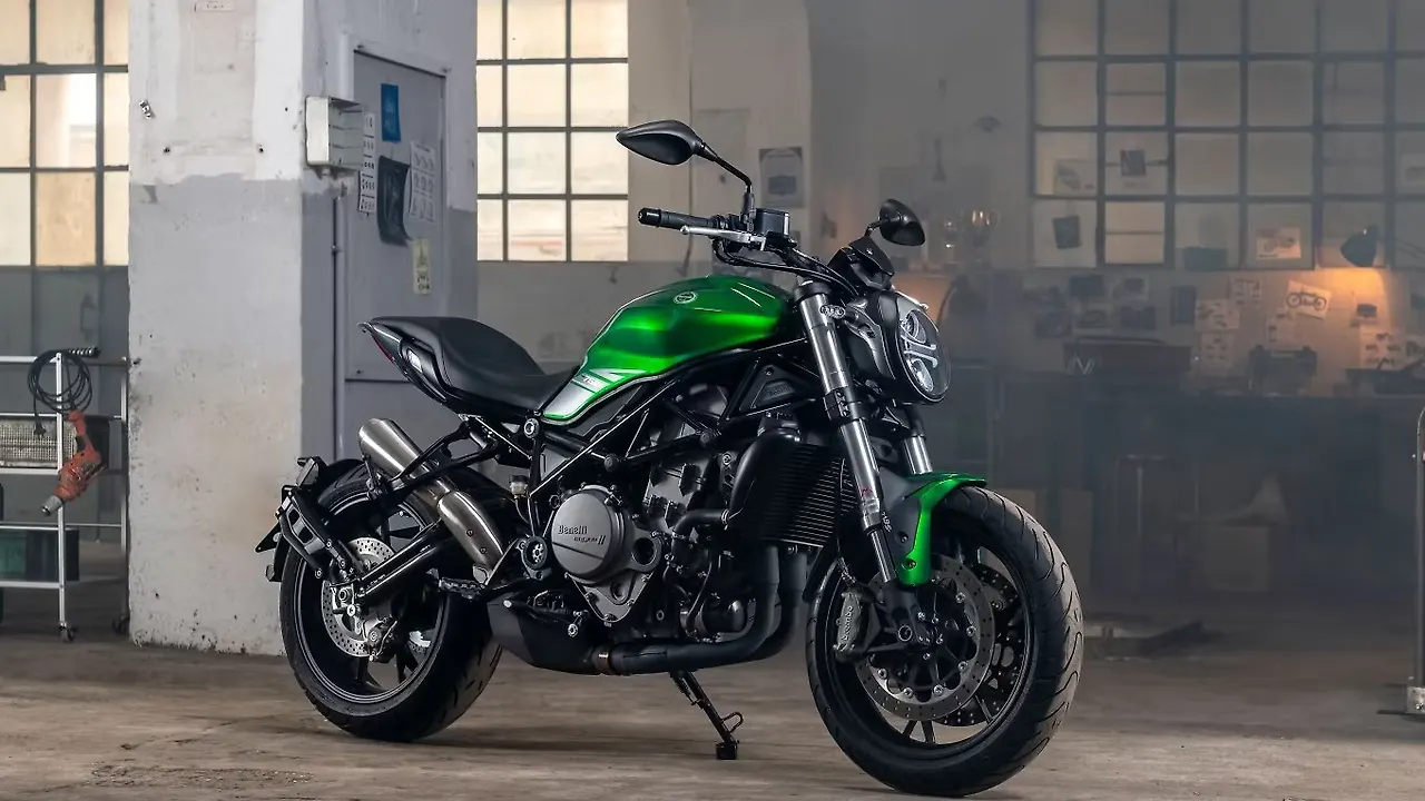 EICMA 2018: Benelli 752S naked streetfighter showcased - BikeWale