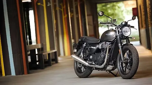2019 Triumph Street Twin and Street Scrambler to be launched in India on 14 February 2019 Triumph Street Twin and Street Scrambler to be launched in India on 14 February