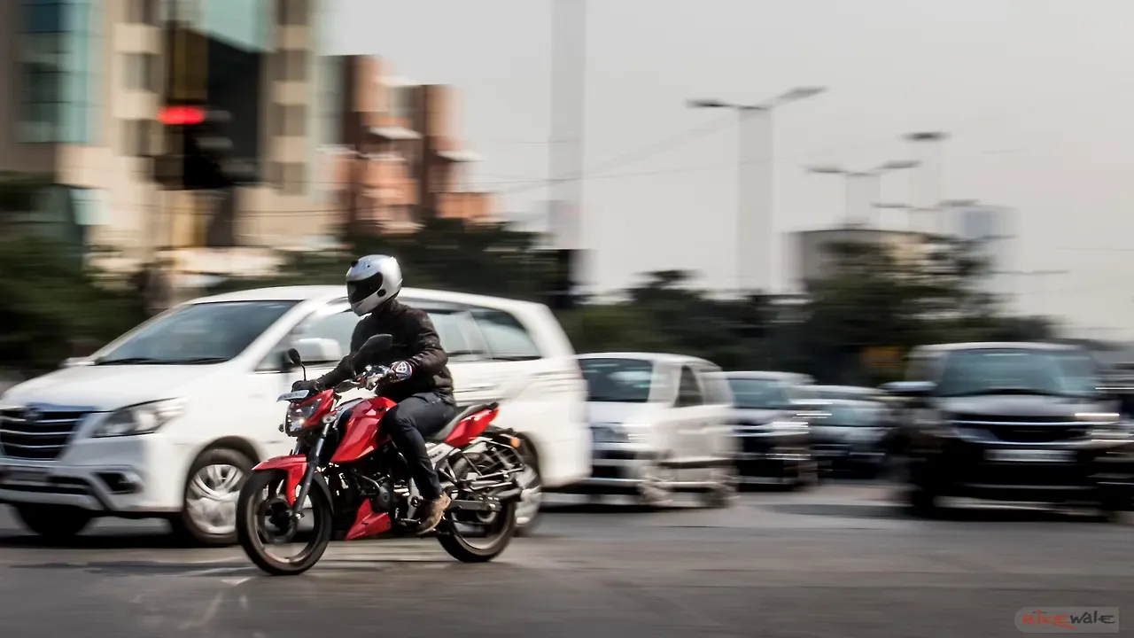 TVS Apache RTR 160 4V ABS launched at Rs 98,644 TVS Apache RTR 160 4V ABS launched at Rs 98,644
