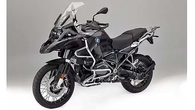 BMW Motorrad likely to be working on hybrid boxer engine BMW Motorrad likely to be working on hybrid boxer engine