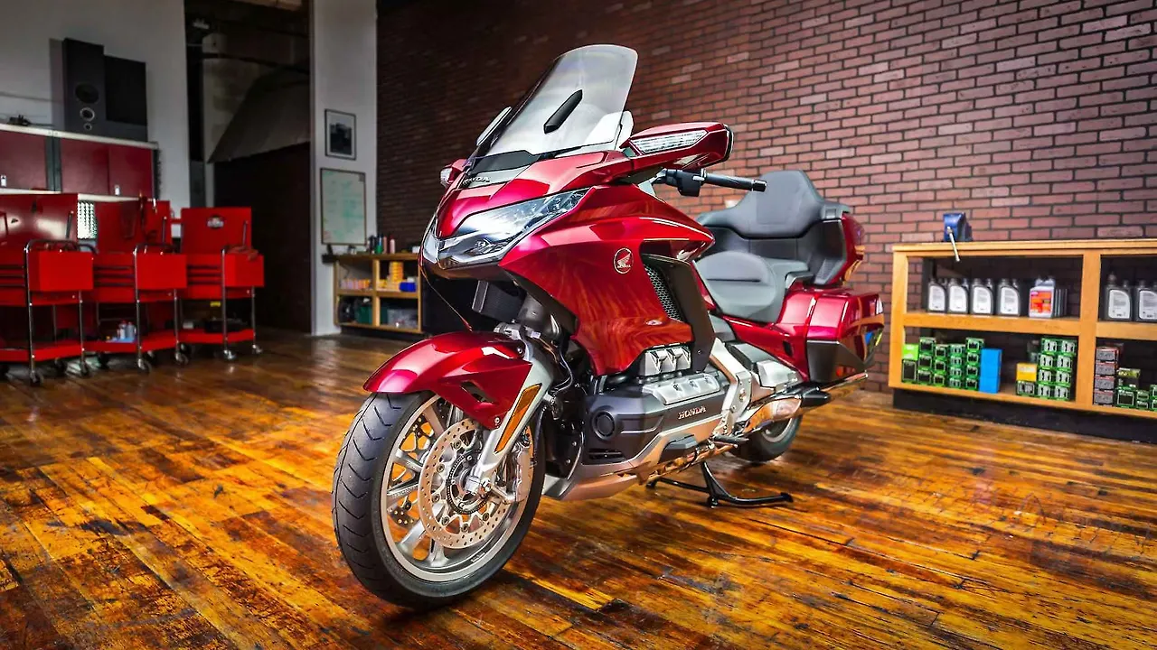 Honda Goldwing likely to get stereoscopic cameras in the future Honda Goldwing likely to get stereoscopic cameras in the future