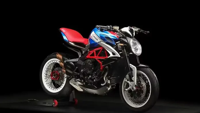 MV Agusta Dragster 800 RR America unveiled MV Agusta Dragster 800 RR America unveiled