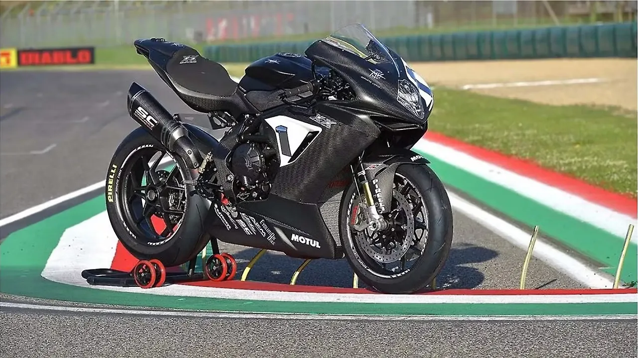 レーシング3 Kawasaki Ninja ZX-10R [2018-2019] vs MV Agusta F3 800 [2018