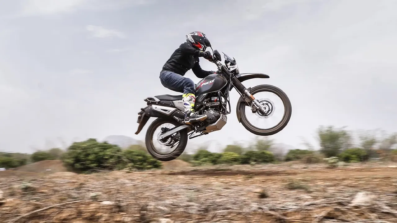 Hero XPulse 200, XPulse 200T deliveries to begin from mid-June Hero XPulse 200, XPulse 200T deliveries to begin from mid-June