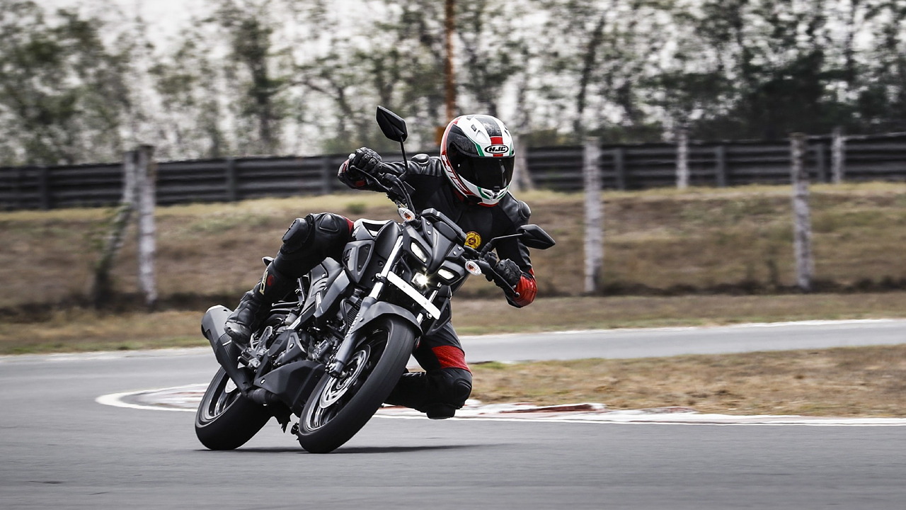 yamaha mt 15 helmet