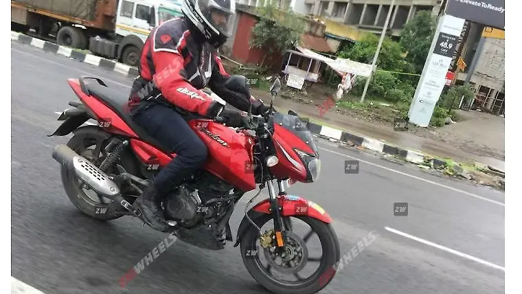 New Bajaj Pulsar 150 spotted testing; likely to be BS VI model New Bajaj Pulsar 150 spotted testing; likely to be BS VI model