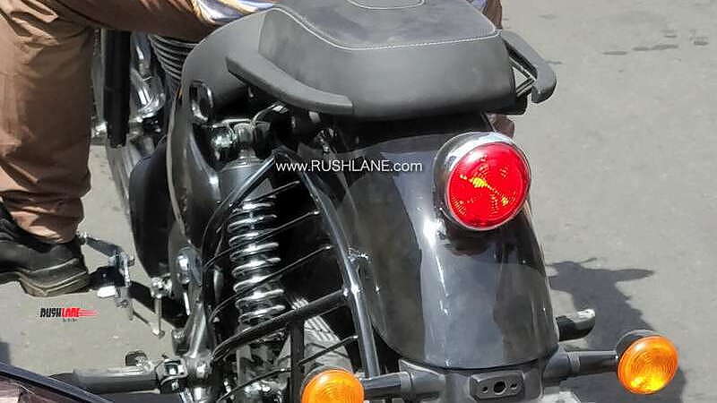 Next-gen BS-VI Royal Enfield Thunderbird X spotted testing in India