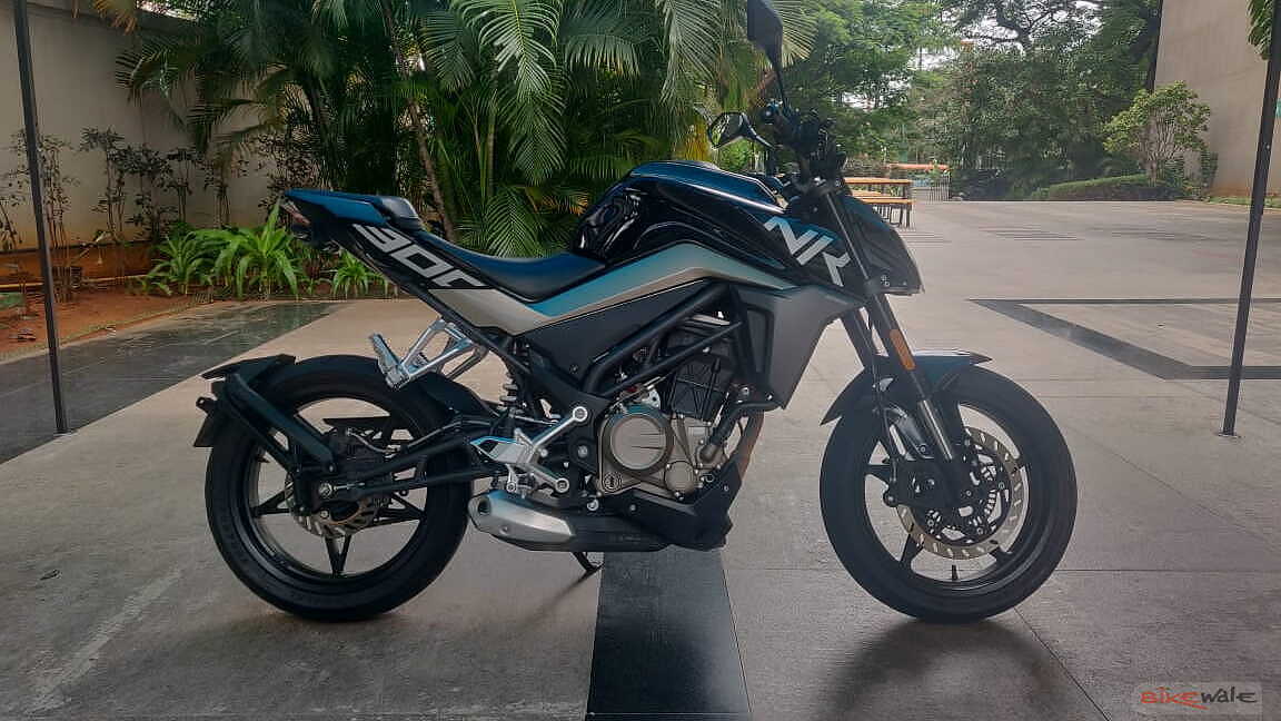 CF Moto 300NK launched in India; priced at Rs 2.29 lakhs - BikeWale