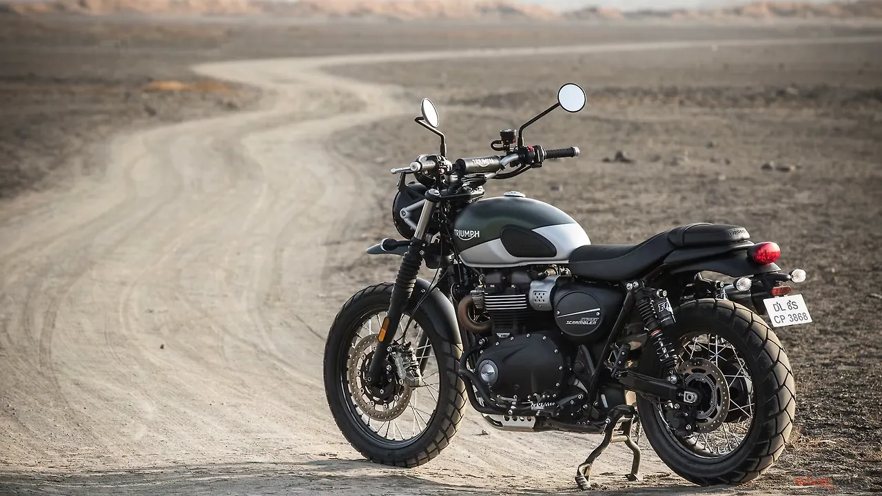 Triumph Street Scrambler [2019-2020] Rear Image – BikeWale