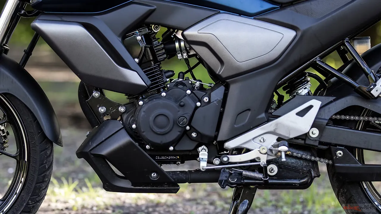 yamaha fzs v3 engine
