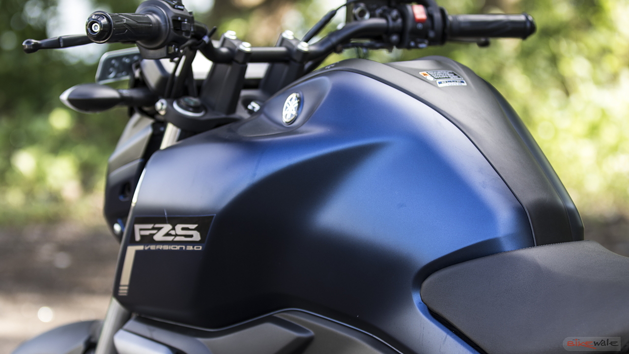 fzs v3 petrol tank