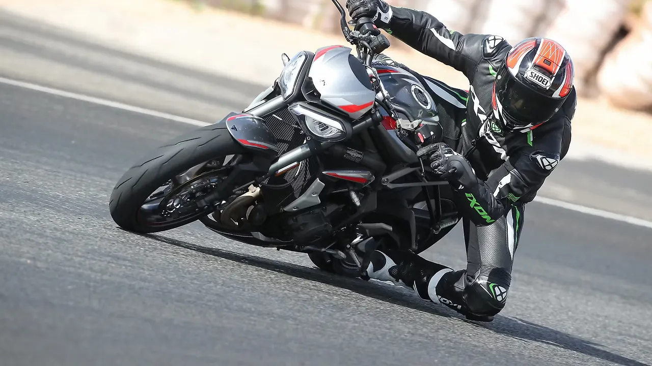 Triumph Street Triple RS [2020-2021] Front Forks Image