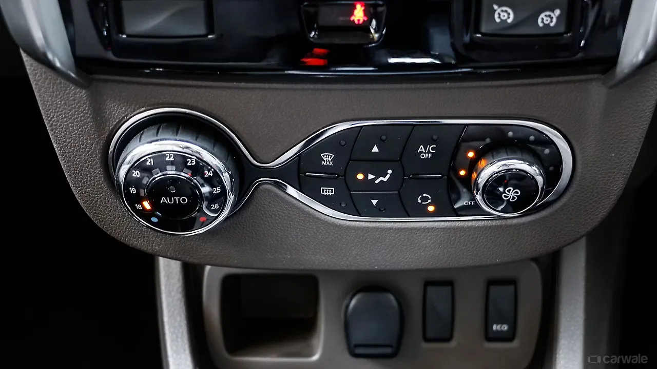 Renault Duster Photo, AC Console Image CarWale