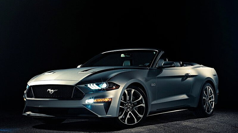 Facelifted Ford Mustang Convertible showcased - CarWale