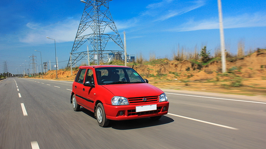 Maruti zen deals music system