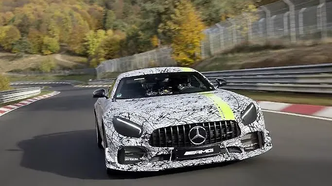Mercedes Amg Gt R Pro Coming To Los Angeles Motor Show Carwale