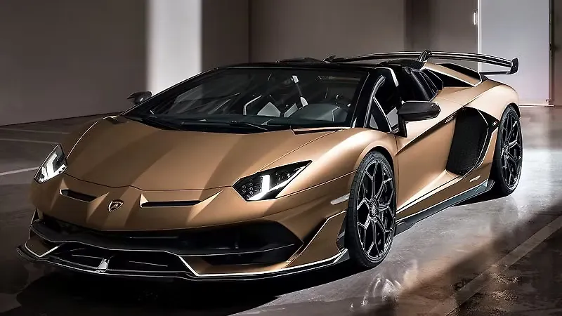 Lamborghini Aventador Svj Roadster Unveiled At The 19 Geneva Motor Show Carwale
