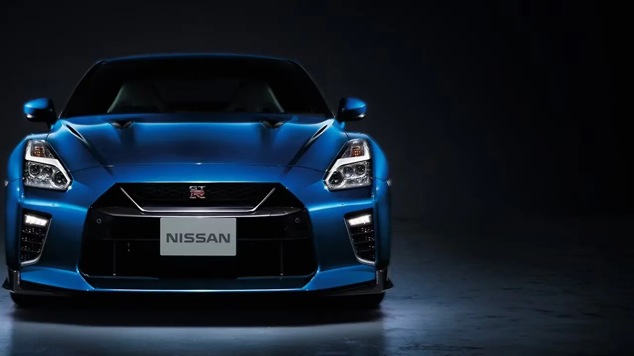 Nissan Gt R Gets New Turbo And R34 S Blue Paint Carwale Nissan Gt R Gets New Turbo And R34 S Blue Paint Carwale