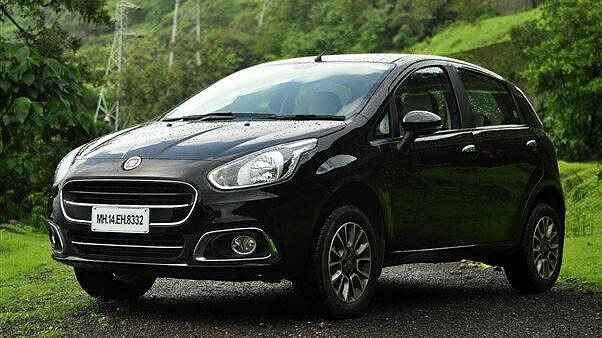 Fiat launches compact car Punto Evo in India at Rs 4.55 lakh - News18