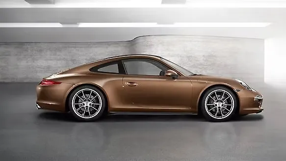 Porsche 911 Photo, Rear view Image - CarWale